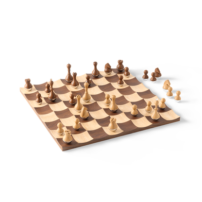 Umbra Wobble Chess Set