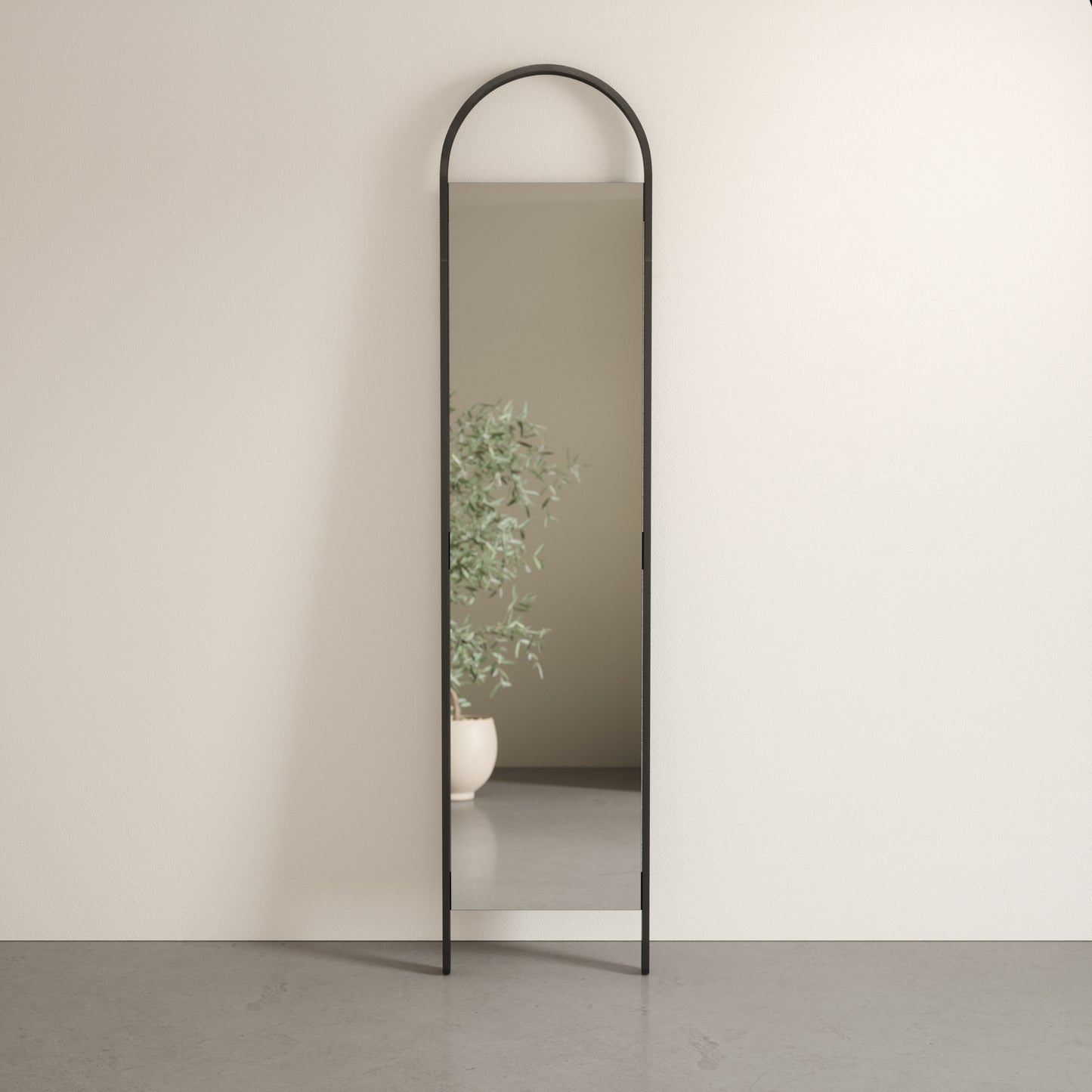 Umbra Bellwood Leaning Mirror