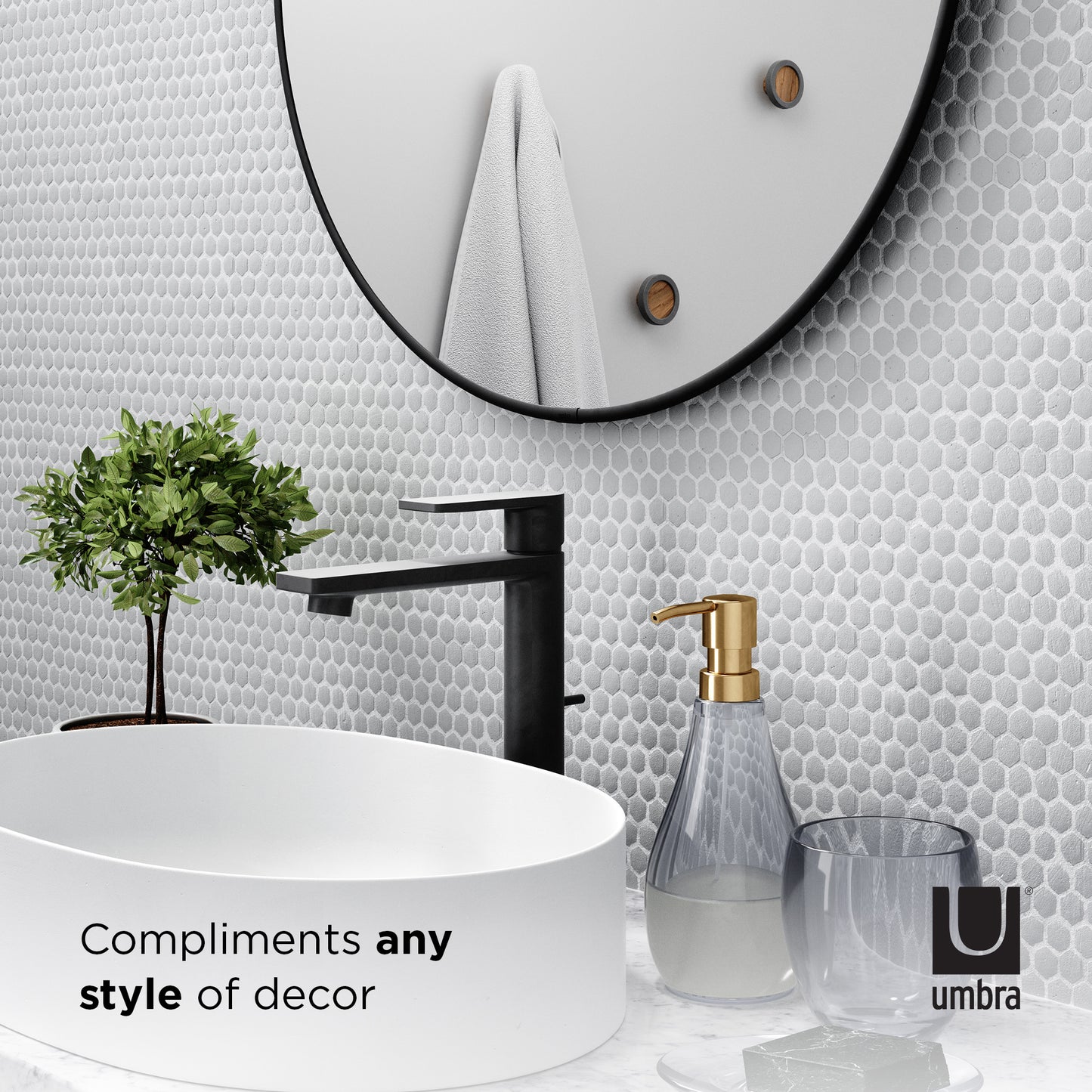 Umbra Hubba Wall Mirror